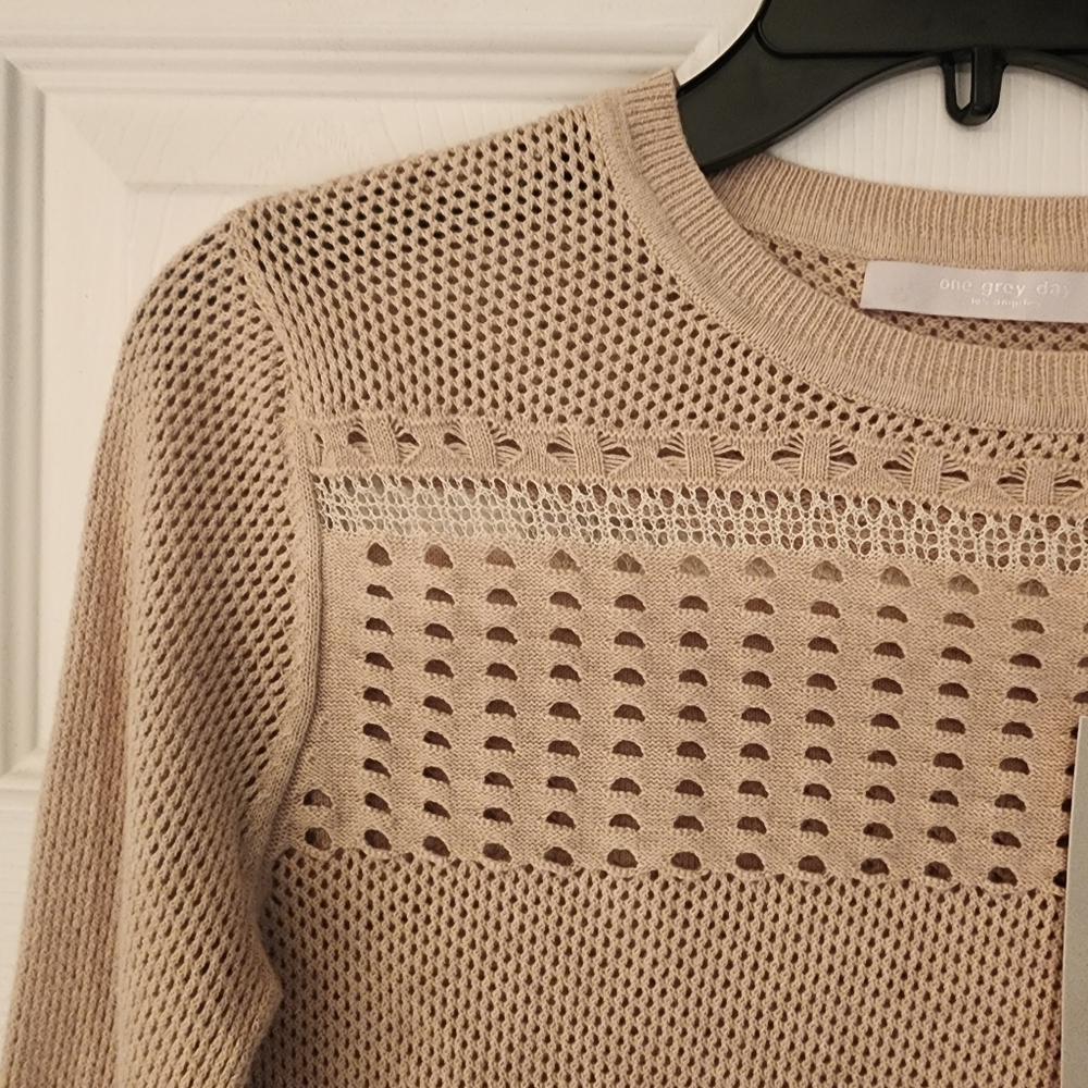 One Grey Day Pullover Open Knit Crewneck Sweater In Tan Size XS - Picture 4 of 12